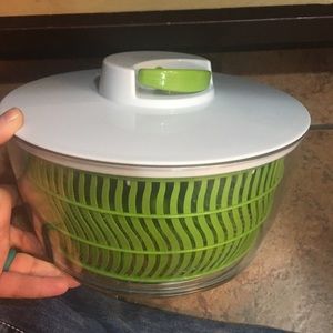 Progressive Salad Spinner